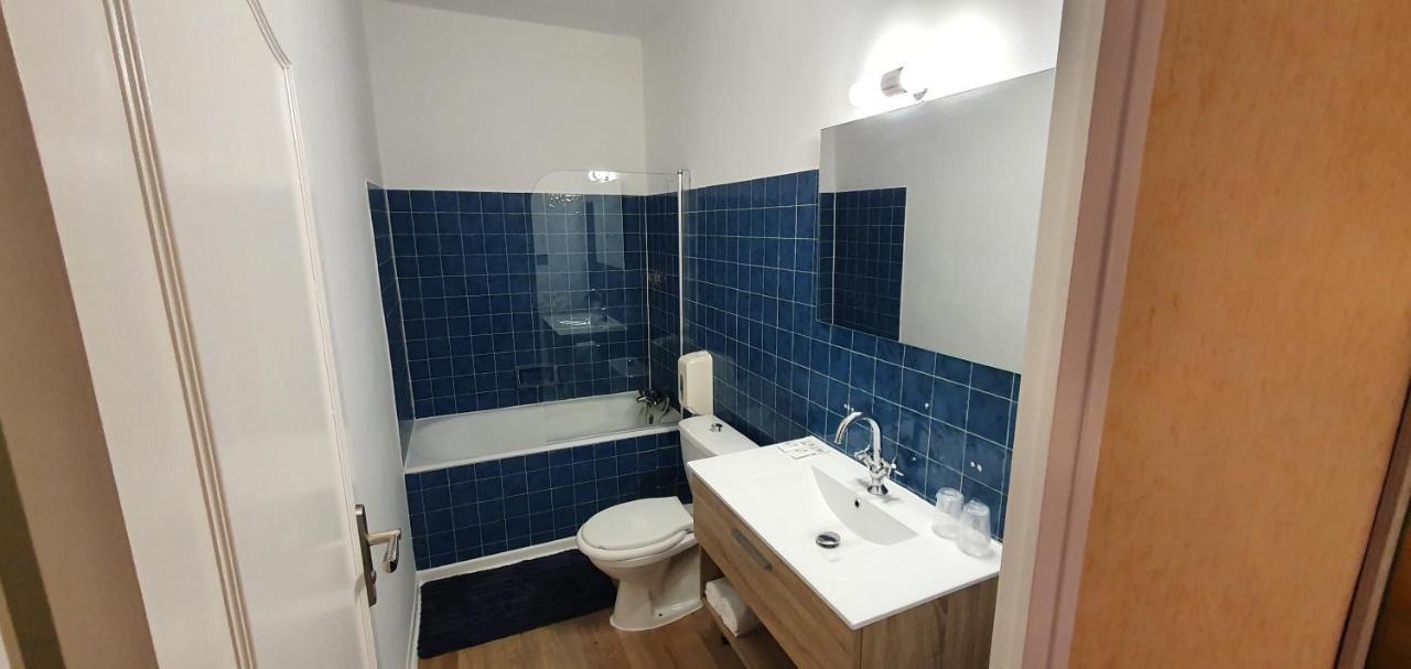 Hotel L'Alsace-Gare Sncf Нарбонна Экстерьер фото