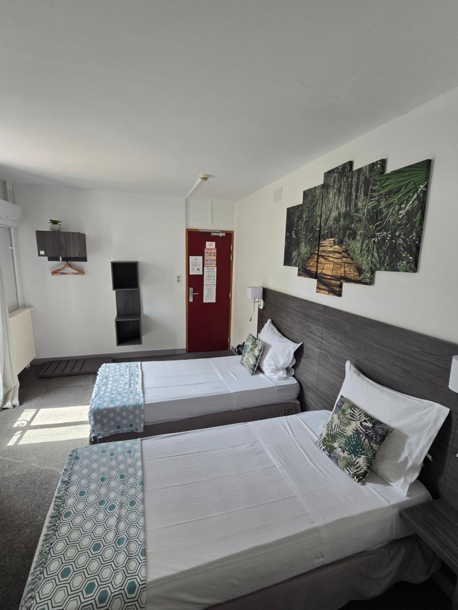 Hotel L'Alsace-Gare Sncf Нарбонна Экстерьер фото